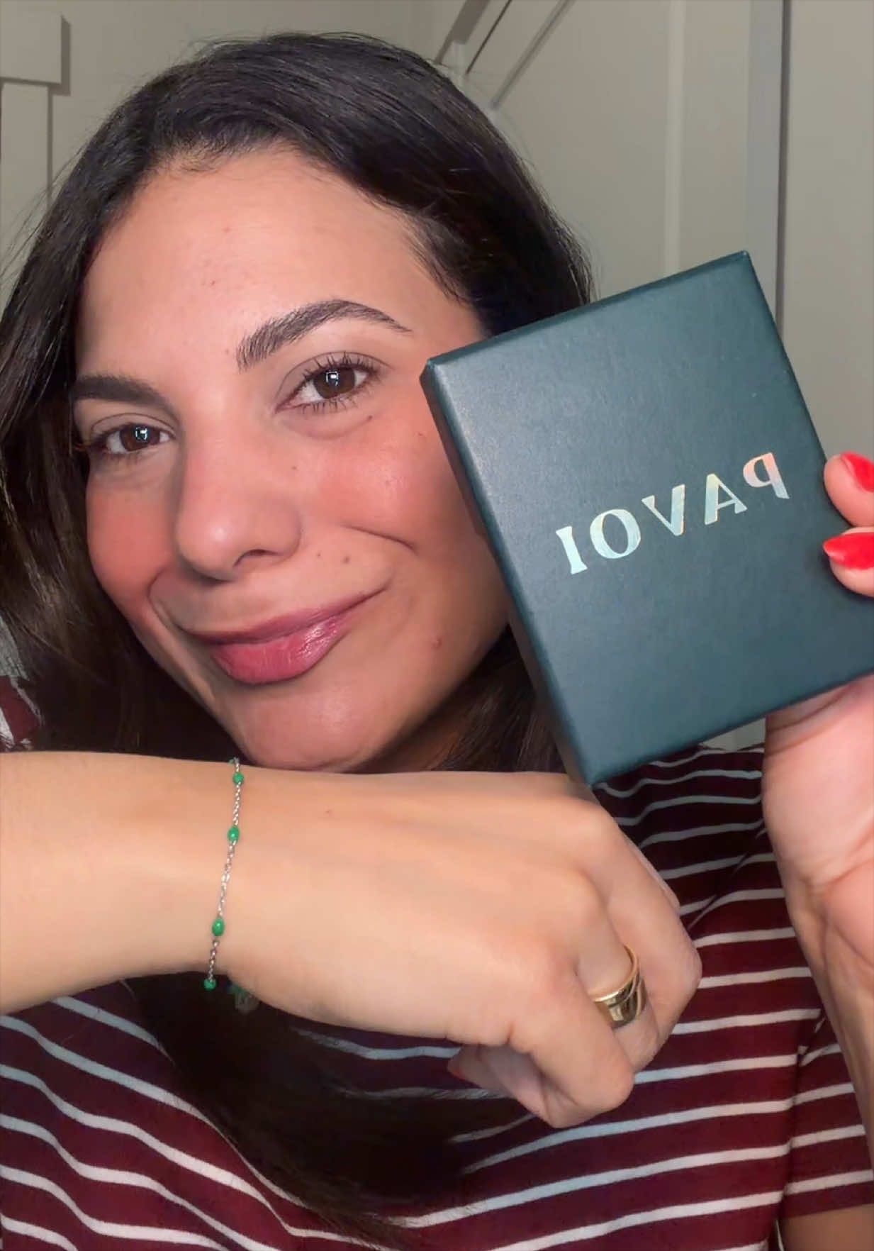 TikTok post by @barbaraga25 for PAVOI. Caption reads: #brazalete #goldplated #pavoi ##pavoijewelry....