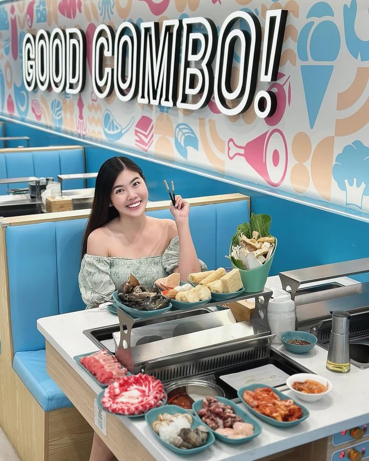 Instagram post by @jjloves86 for Singapore For Everyone. Caption reads: Why settle for one when you can have both? At....