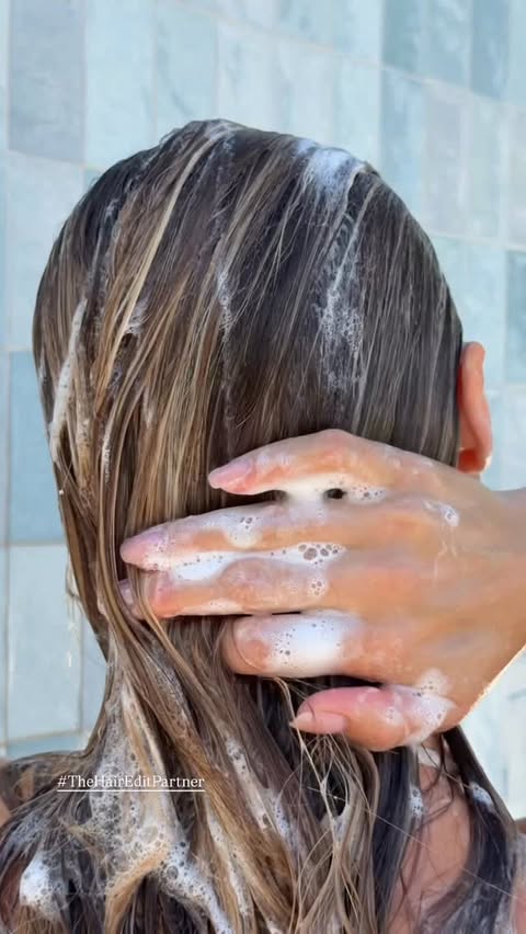 Instagram post by @regina_ugc_ for The Hair Edit. Caption reads: officially a staple for me @thehairedit & their....