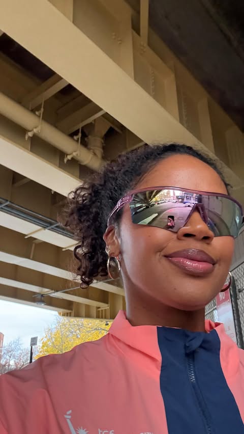 Instagram post by @eiryn.her for Blenders Eyewear. Caption reads: Gifts for them… and one for me 😌🤗

Shop....