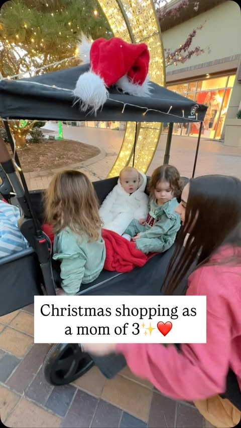 Instagram post by @bellaxreason for EVER ADVANCED. Caption reads: [...] #youngparents #christmas #vlog #everadvanced....