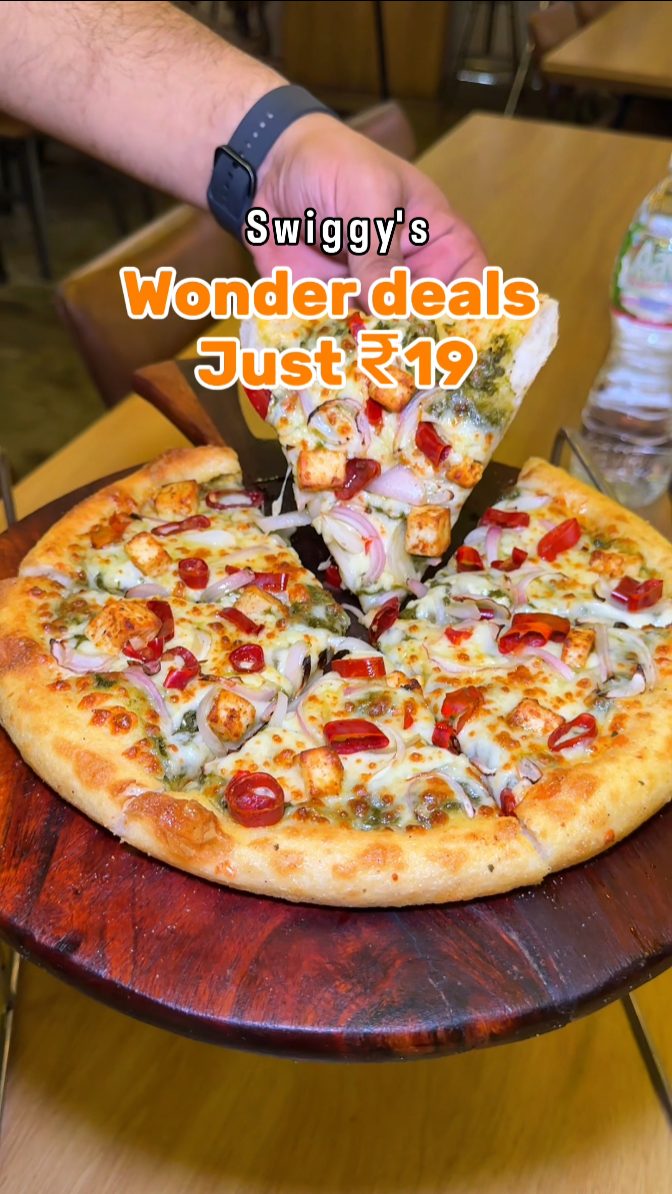 Instagram post by @barodians for Swiggy. Caption reads: Vadodara, weekend = Wonder Deals on Swiggy!....