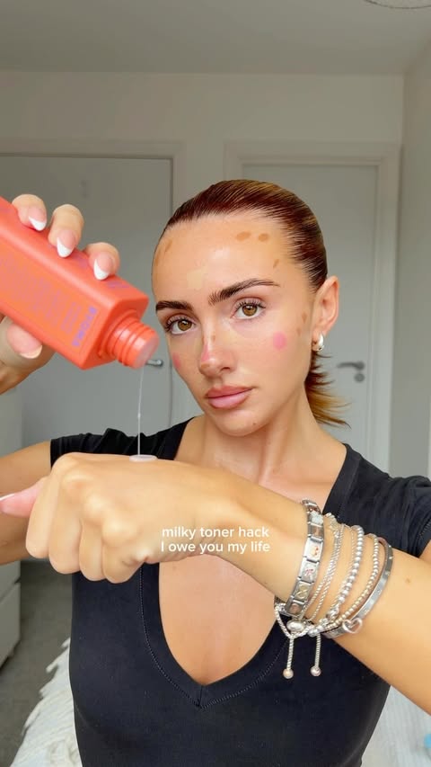 Instagram post by @glowbysophs for BYOMA. Caption reads: [...] hack i can get behind 🤍 ad using the @byoma....