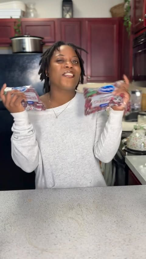 Instagram post by @therealediemarie for Ocean Spray. Caption reads: Cranberry season is BACK and so am I 👀✨Last year....