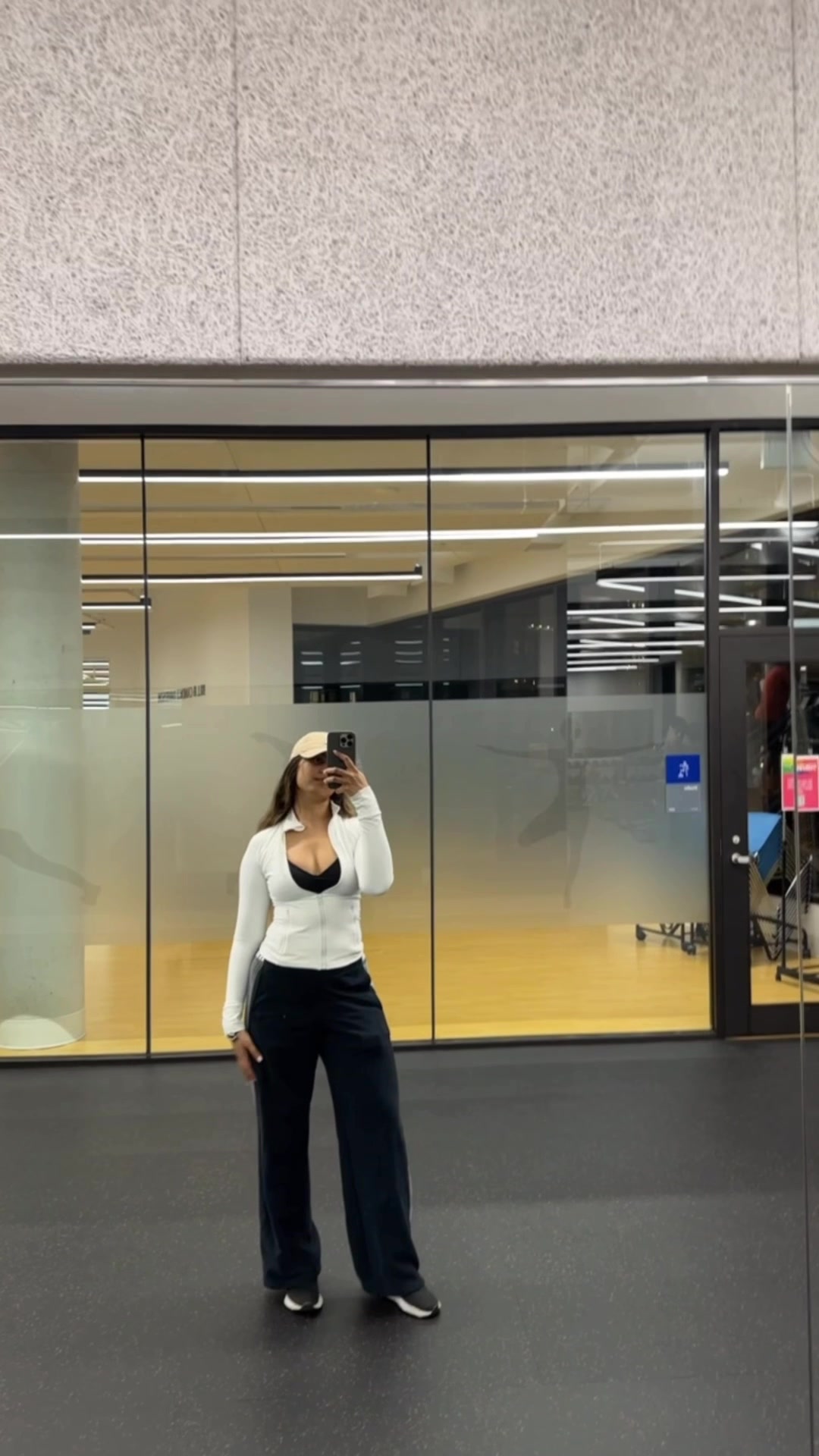 TikTok post by @drsmruti for SHEIN Sports. Caption reads: [...] @SHEIN US @shein_sports #SHEINtrends....