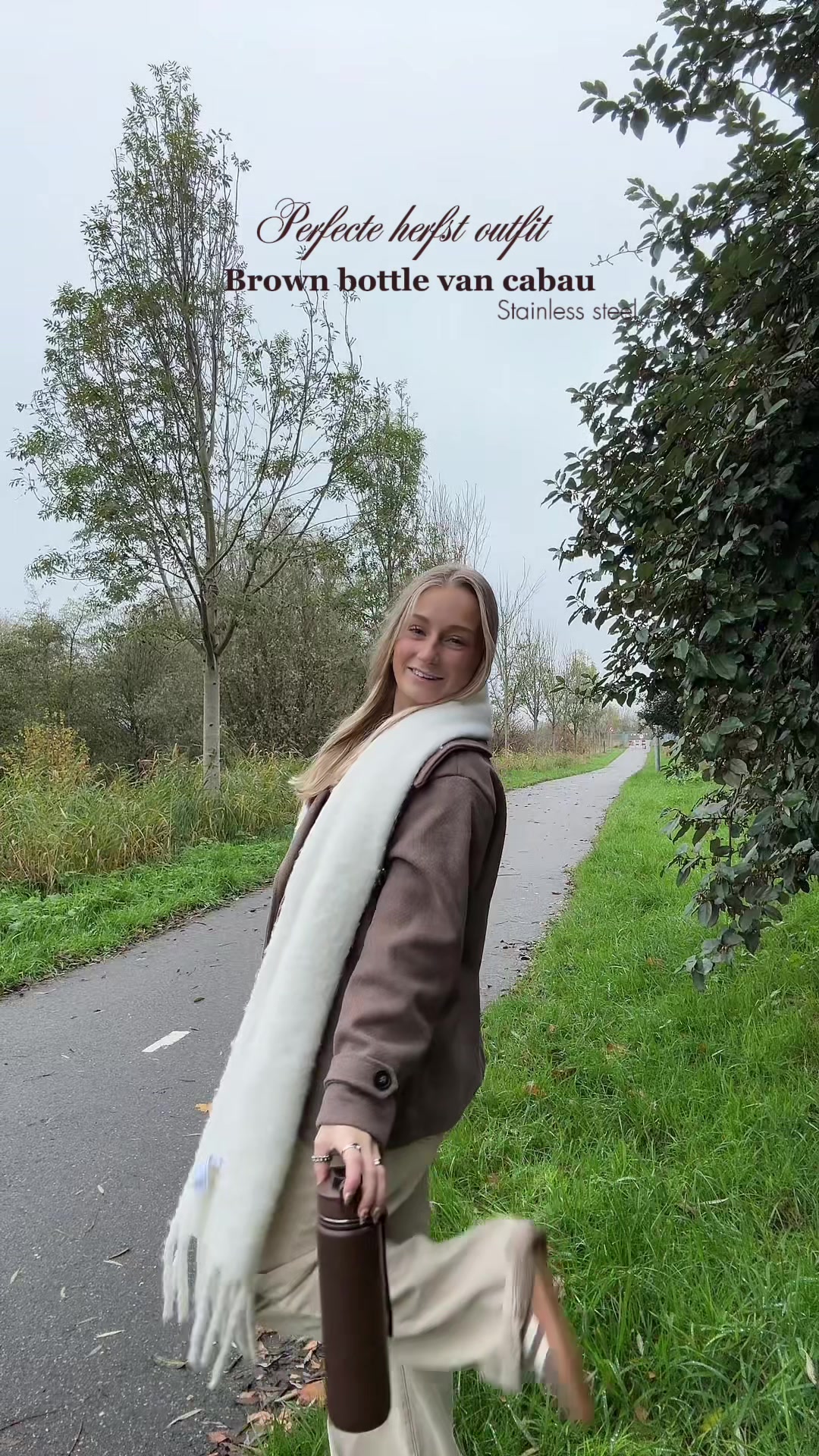 TikTok post by @jennifer.schell11 for Cabau Lifestyle. Caption reads: Thanks to @Cabau Lifestyle 🤎 || JENNIFERFLES voor....