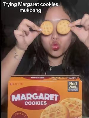 TikTok post by @myychocochips for Bimbo Promotion. Caption reads: Think you've had the best cookies? Think again....