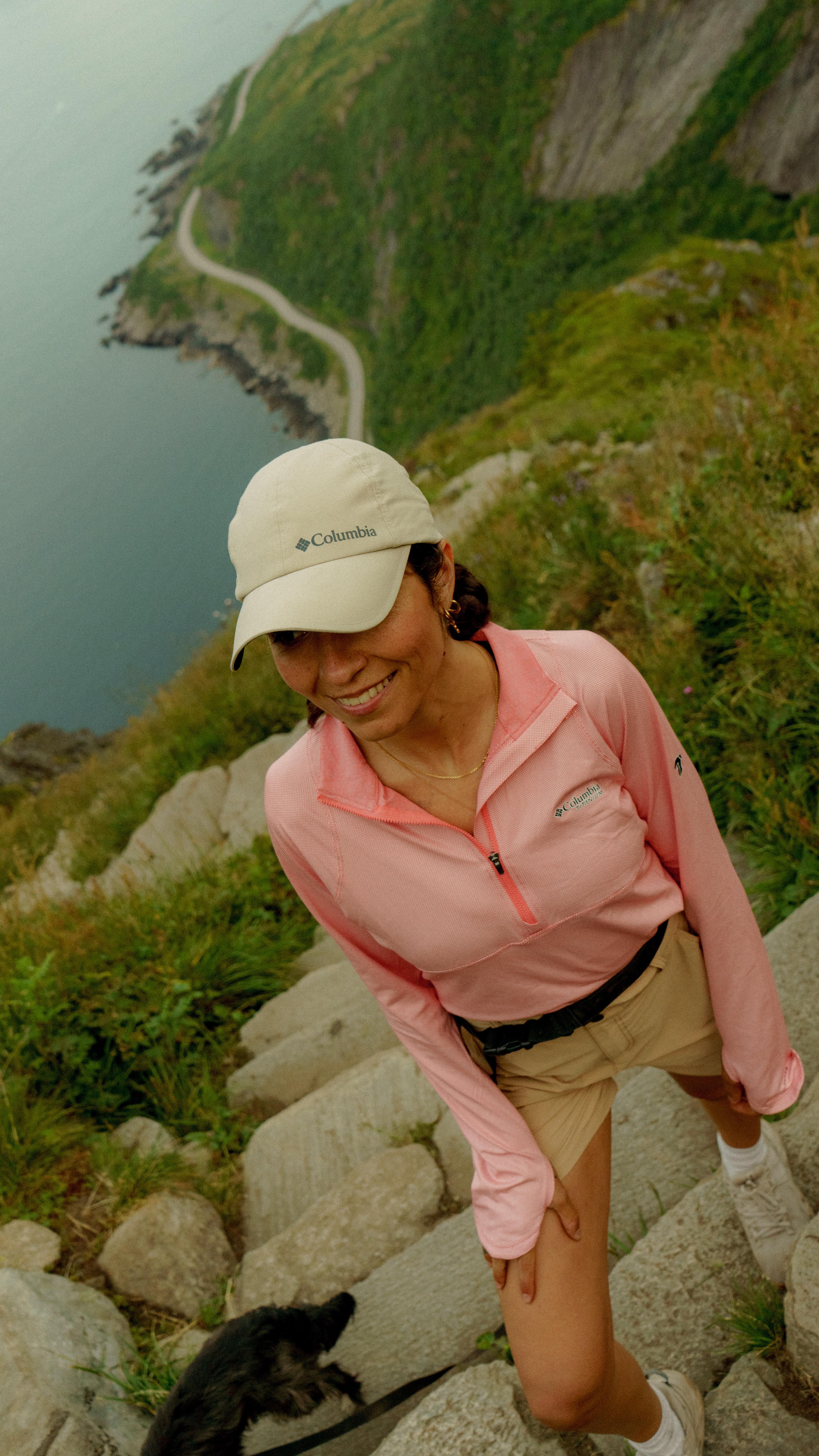 Instagram post by @blancadrey for Columbia Colombia. Caption reads: Lo mejor del verano en Lofoten es que el sol nunca....