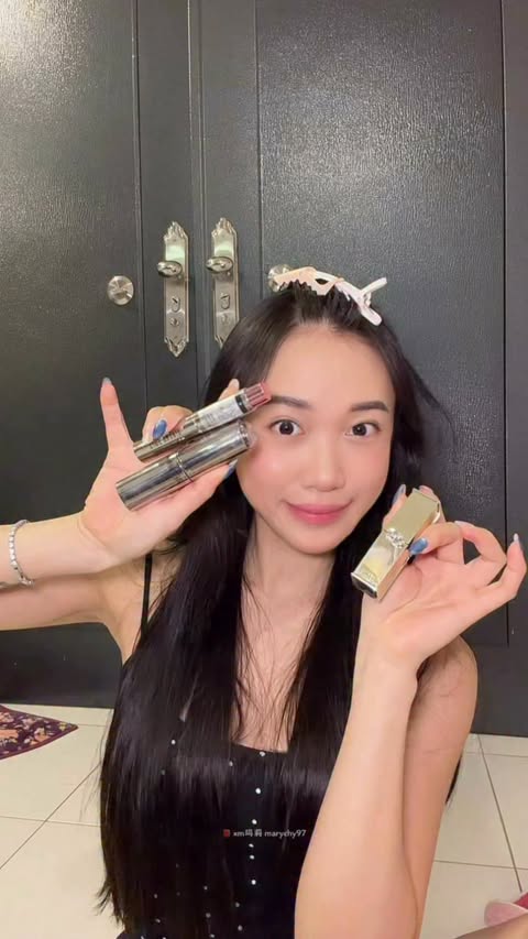 Instagram post by @marychy97 for Watsons Malaysia. Caption reads: TimePhoria气色妆✨无暇粉底棒好用😭 日常化妆真的很喜欢这样简单快速的！！....
