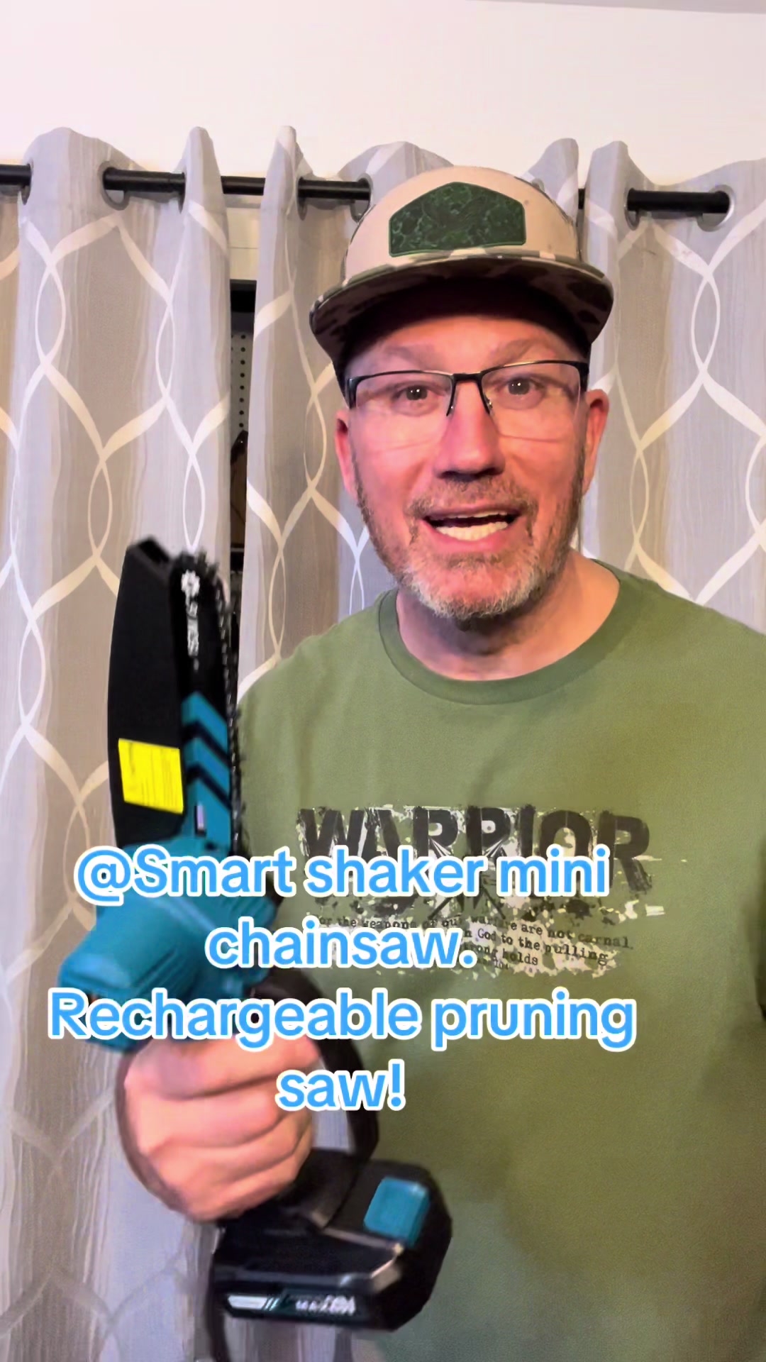 TikTok post by @b_radk1970 for Smartsaker. Caption reads: [...] #contentcreator #blackfriday @Smartsaker.
