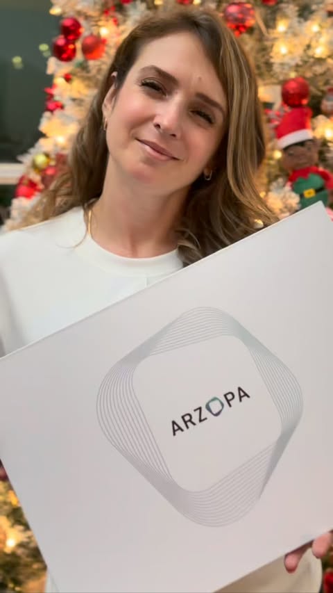 Instagram post by @organicamerican_ for ARZOPA. Caption reads: [...] into a beautiful daily display 🖼️✨
This....