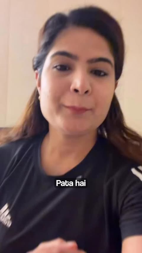 Instagram post by @fintastic_gyaan for Binance. Caption reads: [...] 7 of the #IndiaTurnsYellow Challenge by....