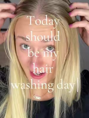 TikTok post by @justjuliakayy for Amaxy Beauty. Caption reads: Dry shampoo GEL? Consider me influenced🤩💕 @AMAXY....