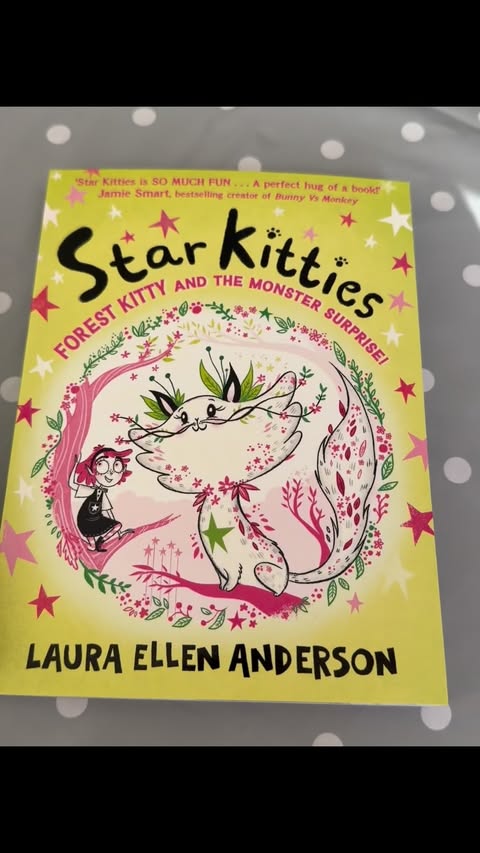 Instagram post by @laura_ellen_anderson for The Influence Room. Caption reads: [...] @farshorebooks @theinfluenceroomofficial....
