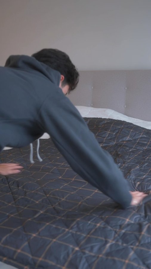 Instagram post by @jeffxcarandang for Eddie Bauer. Caption reads: [...] $100 for Him this holiday season from....