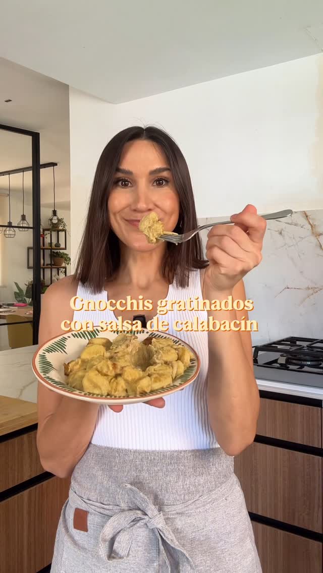 Instagram post by @lagloriavegana for Tefal. Caption reads: GNOCCHIS GRATINADOS
.
Hoy os comparto una receta....
