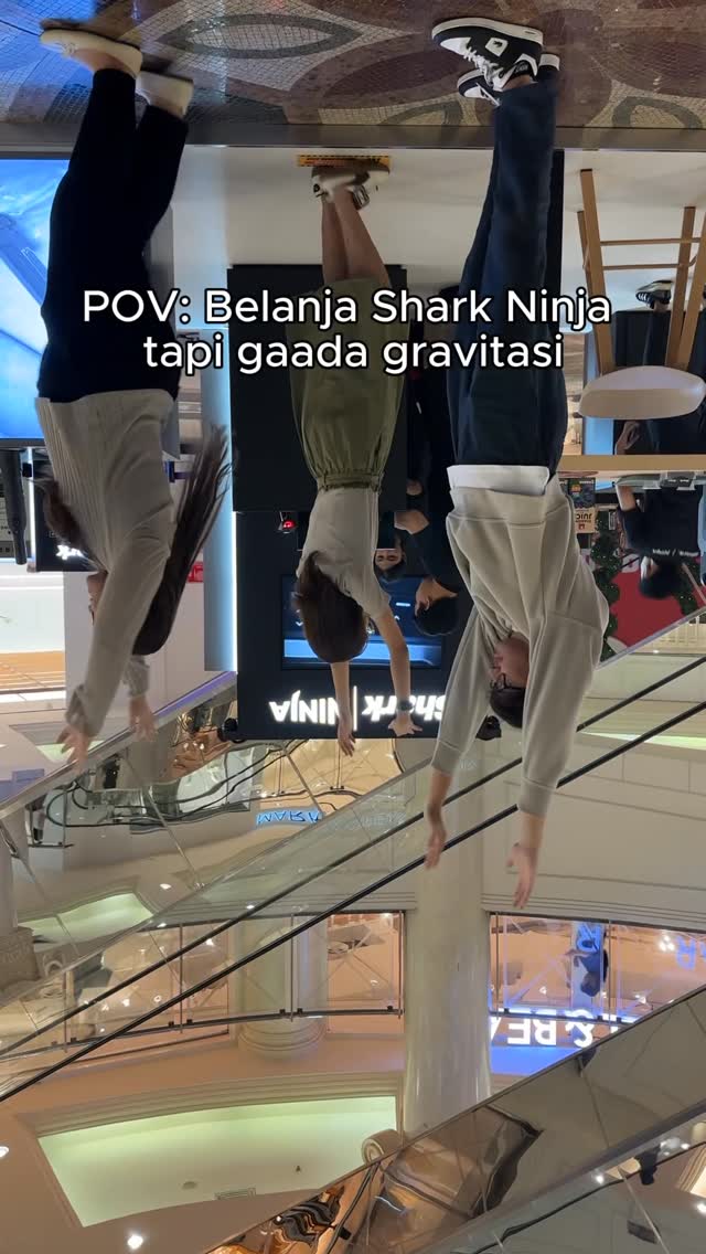 Instagram post by @sharkninja_id for Ninja Kitchen. Caption reads: Belanja Shark Ninja tapi kebalik 🤣 Pop-up Store....
