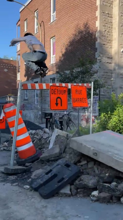 Instagram post by @lauric_picard for Powerslide. Caption reads: Found this spot a week ago 😳 🤳🏼 @meparadis....