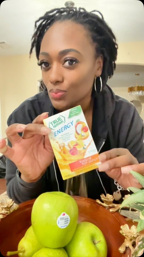 Instagram post by @treasureluxfashion for True Lemon. Caption reads: Start your day with @TrueLemon Energy in your....