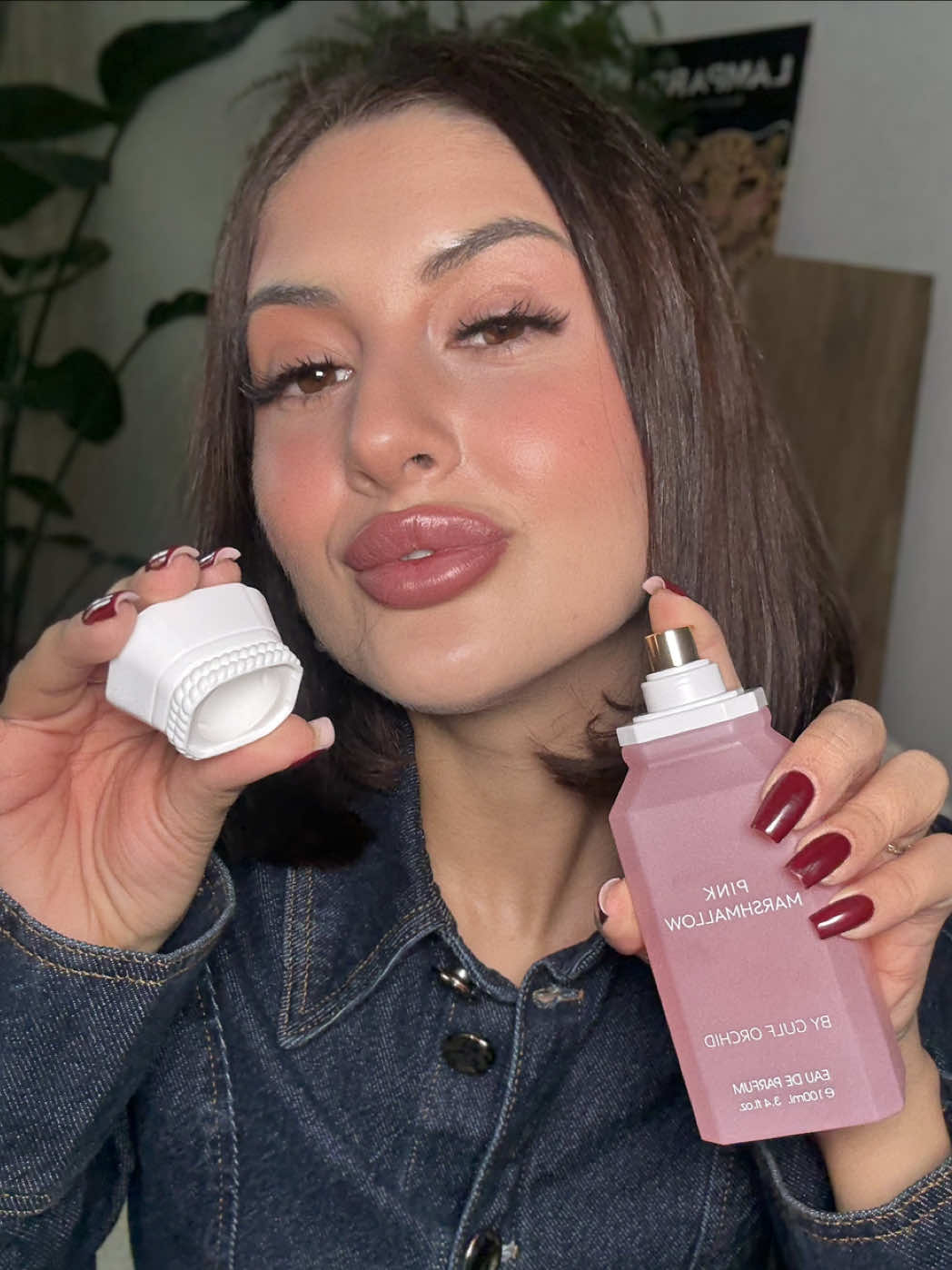 TikTok post by @lampardi_paulinabiernat for Super-Pharm. Caption reads: [...] perfumy 🤎  gulf orchid marshmallow Prezent....