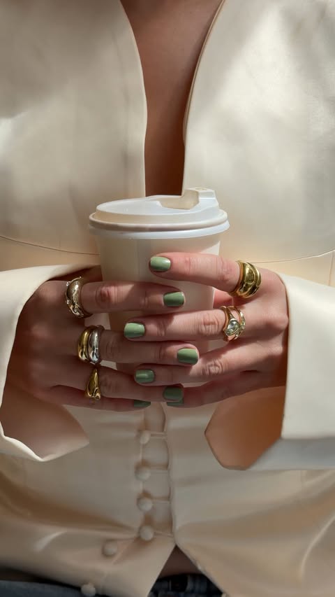 Instagram post by @zoehudsonx for Nails.INC. Caption reads: [...] nails done, this ones for us 💅 ad @nailsinc....