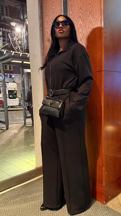 Instagram post by @tt_styled for Saint and Sofia. Caption reads: [...] 🖤🖤
.
.
.
.
Shop Winter Styles from....