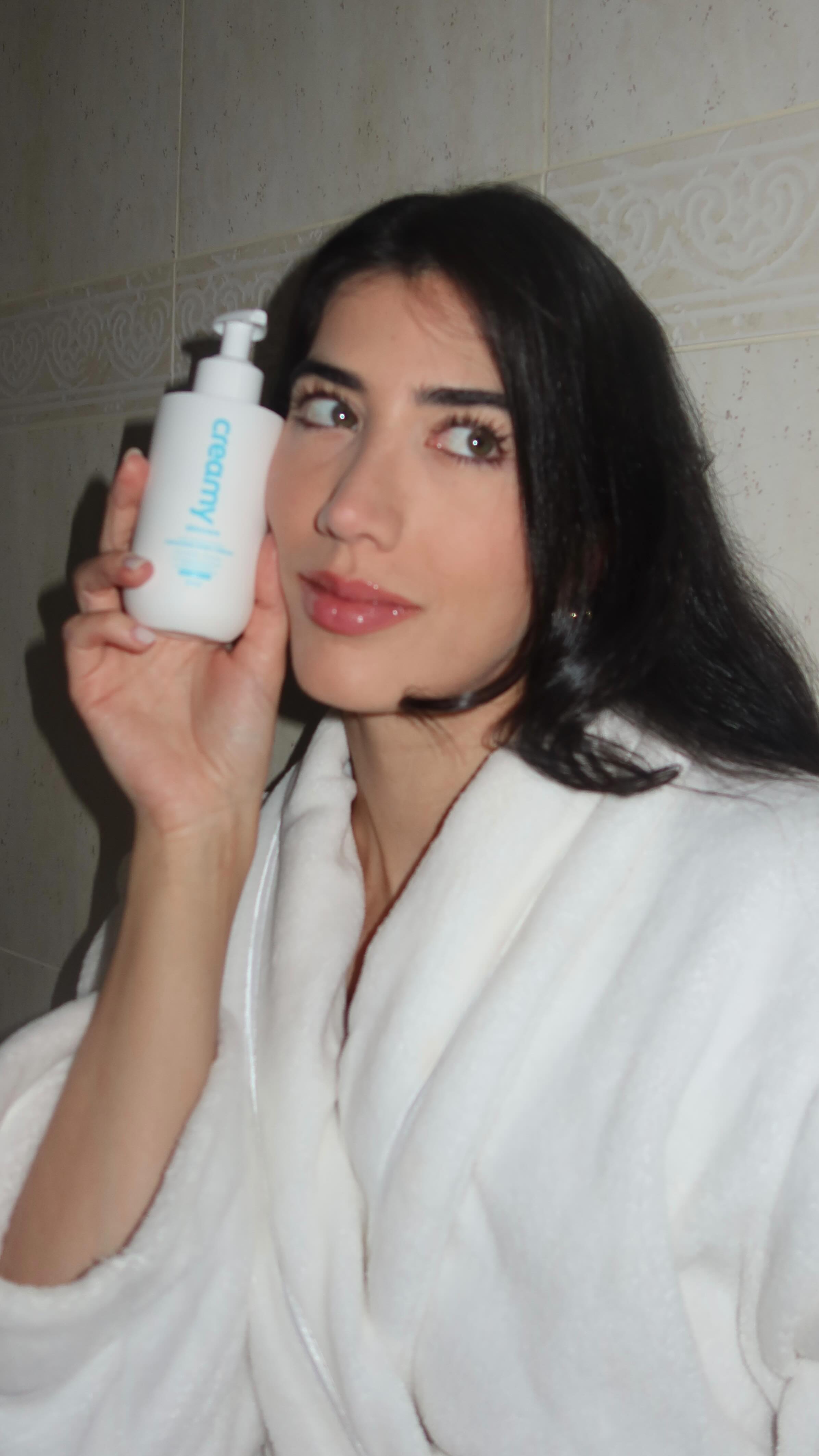 Instagram post by @gabrielarizental for Creamy Skincare. Caption reads: mesmo nos dias mais corridos dou um jeito de....