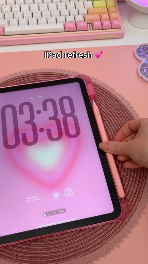 Instagram post by @happydownloads for Paperlike. Caption reads: Refresh my iPad with me 💕 #ipad #ipadaccessories....