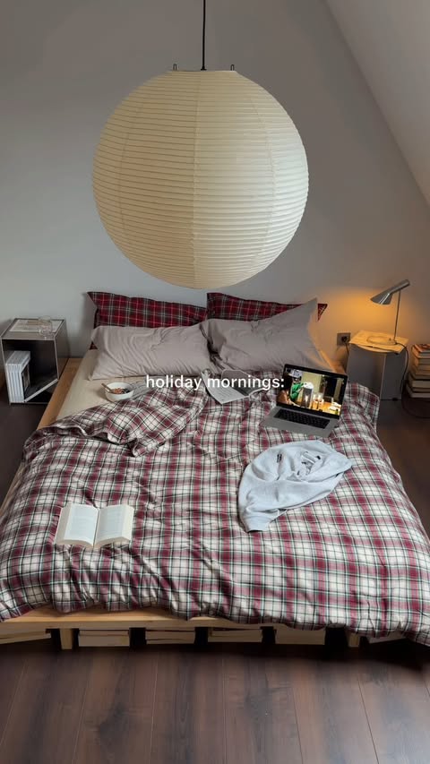 Instagram post by @imdavidkoe for Westwing. Caption reads: [...] up, @imdavidkoe added a few festive Westwing....