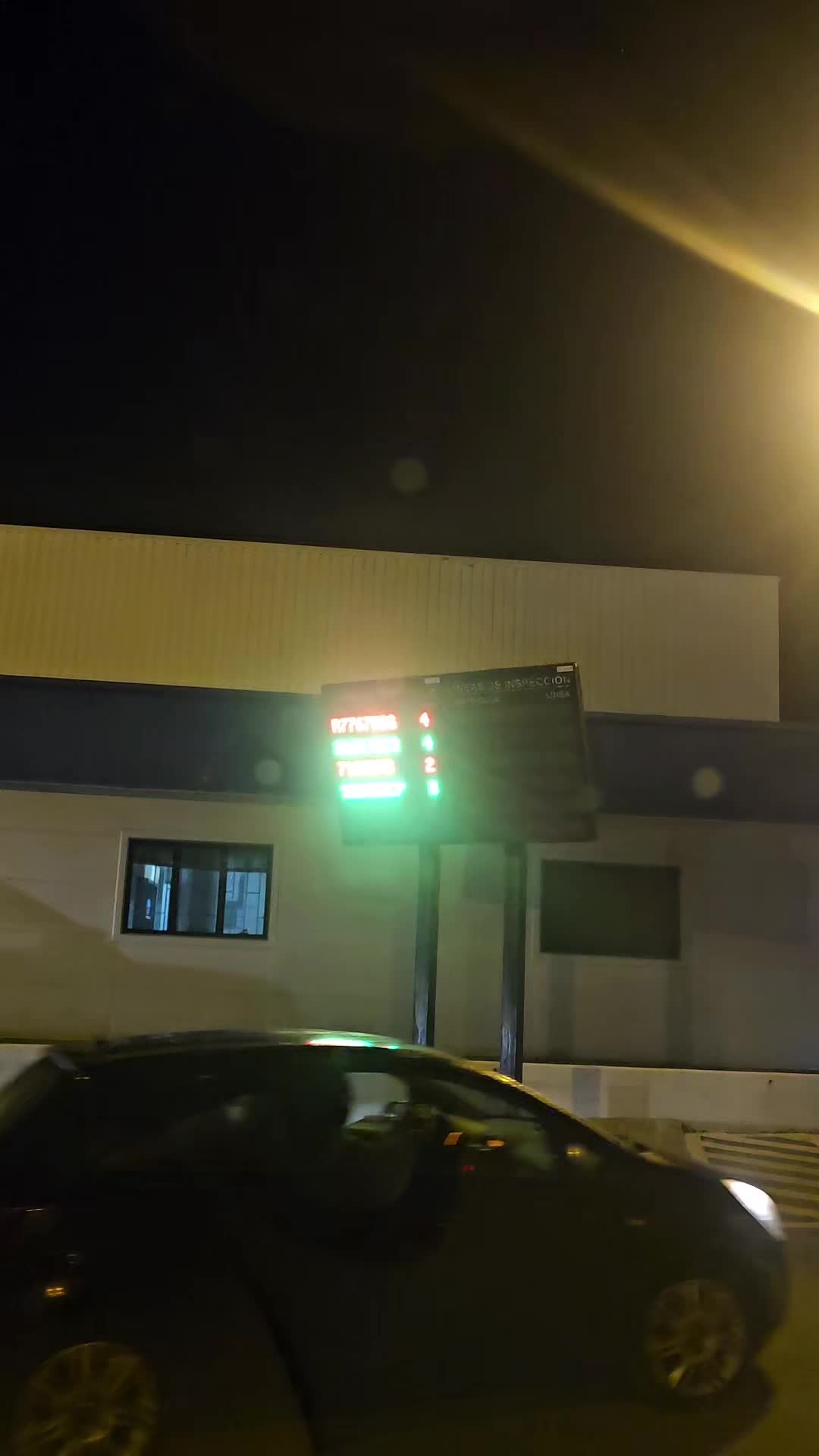 TikTok post by @refrigeracion.y.m0 for Topdon. Caption reads: @Topdon #itv #fallo #averiamotor #egr Segunda....