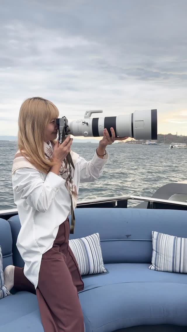 Instagram post by @natsukagraph for Turkish Airlines. Caption reads: 800mmの世界💫

🇹🇷in Istanbul🕌

ボスポラス海峡🌉
オルタキョイ....