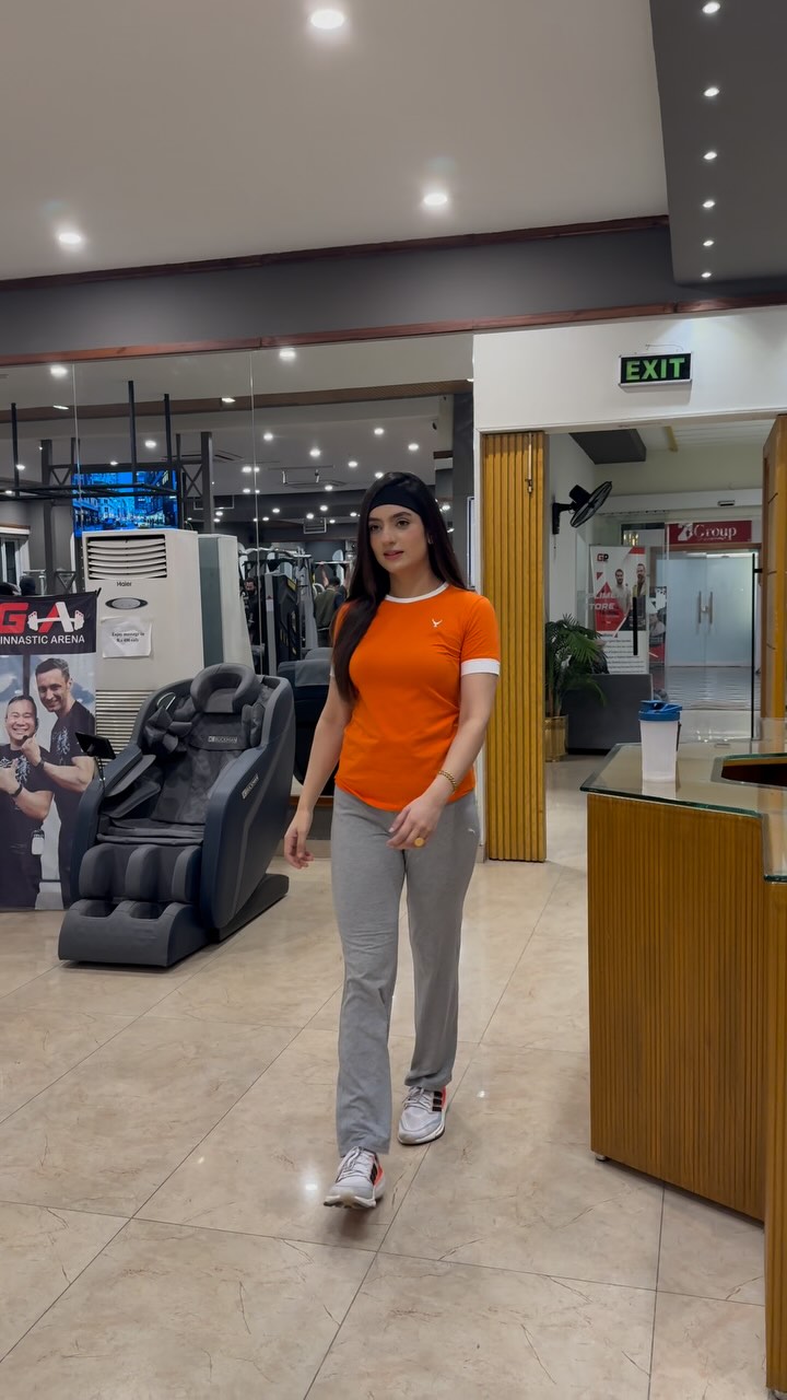 Instagram post by @whatmahnoorlikes for IRONGEAR Fitness. Caption reads: Pakistan’s top fitness gear brand....