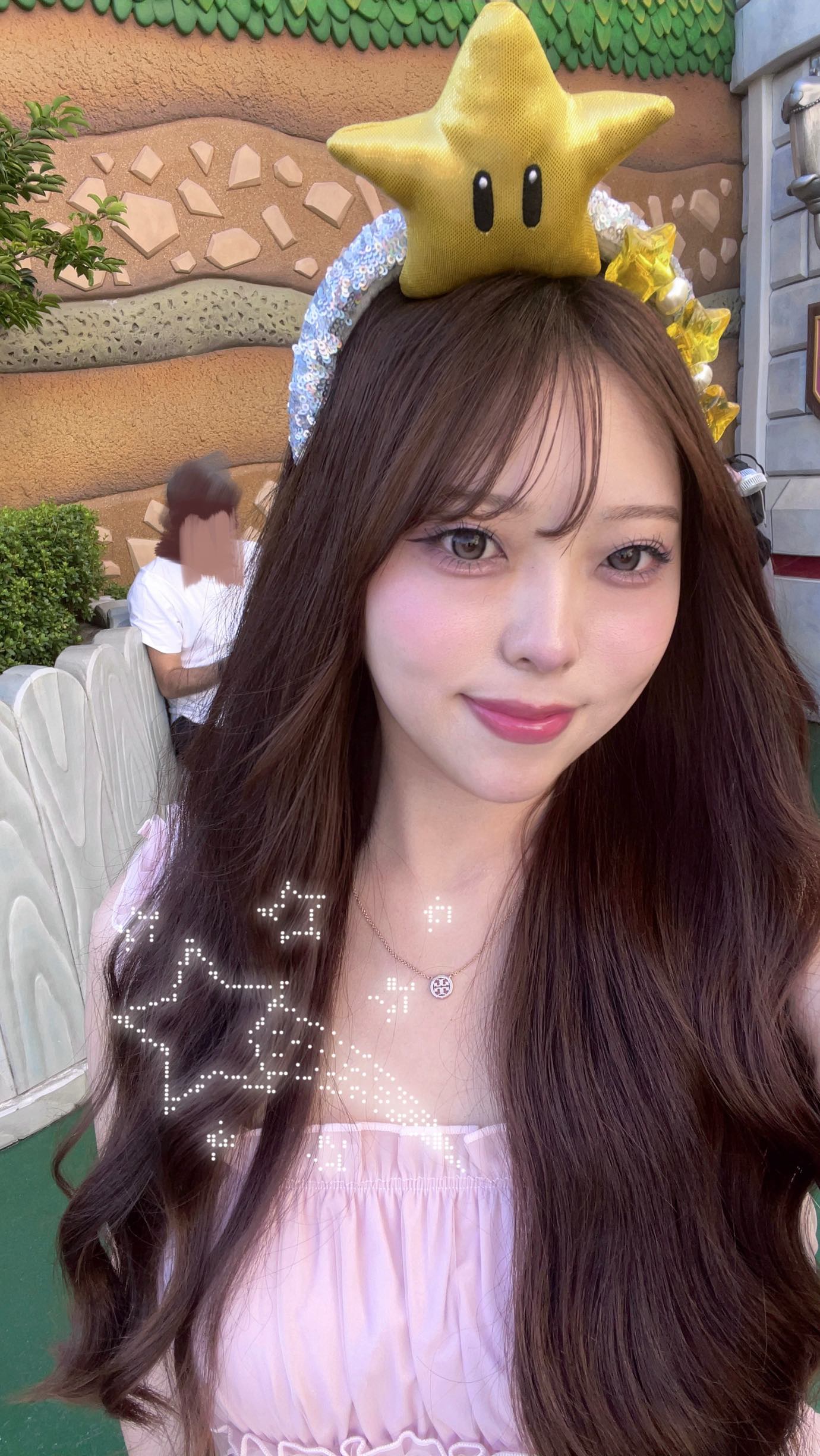 Instagram post by @ruru._.gram__03 for Cosme Kitchen コスメキッチン. Caption reads: 髪の印象って大事だからヘアケアには特に力入れてる✊🏻💕#PR #オーバイエッフェ....