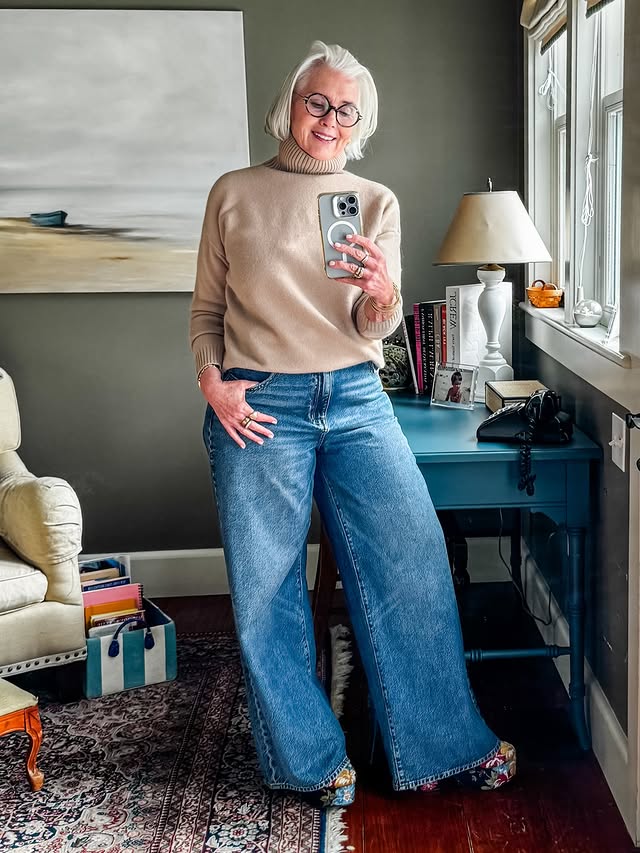 Instagram post by @_ifitstuesday_ for Larroudé. Caption reads: [...]....