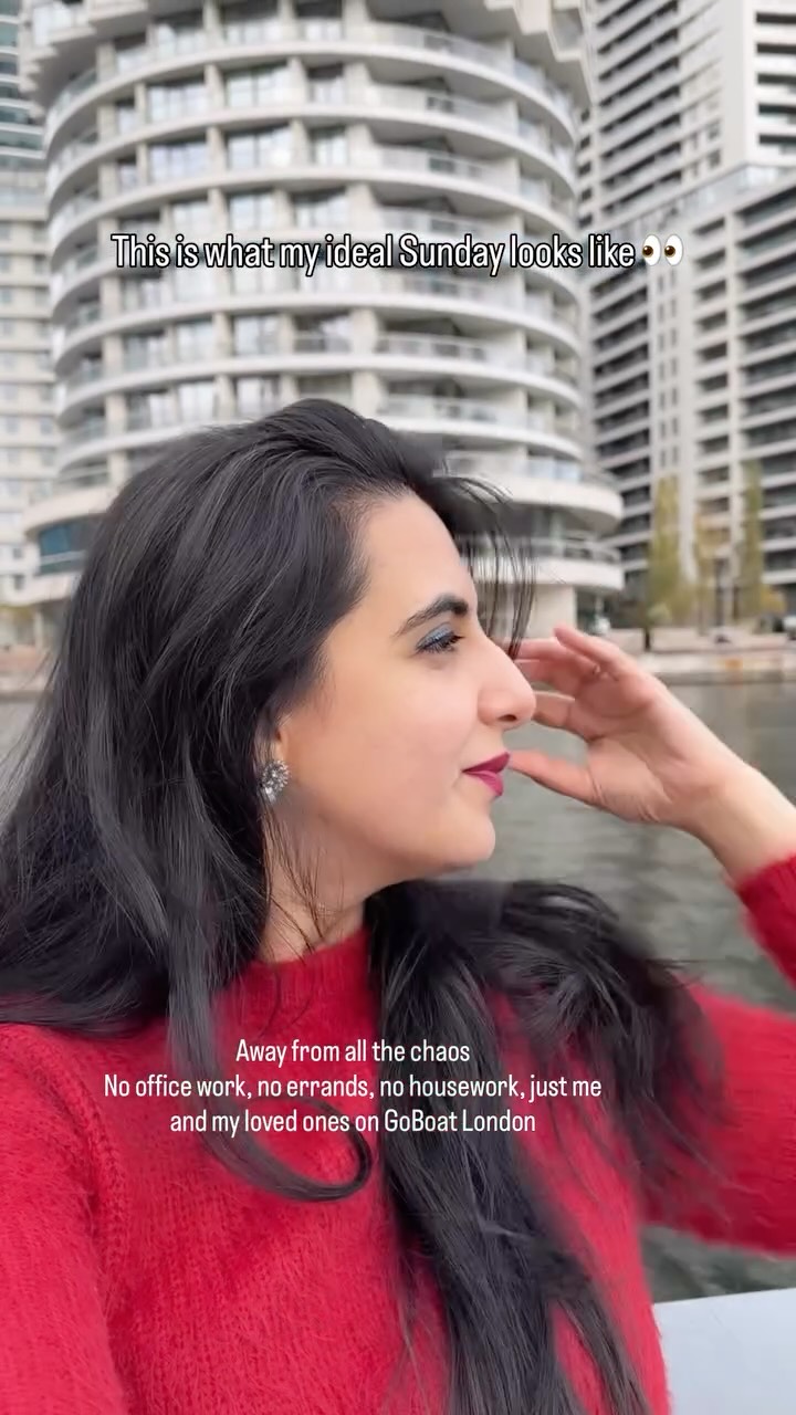 Instagram post by @zahraainlondon for Goboat. Caption reads: [...] chance to win a 2-hour boat trip with....