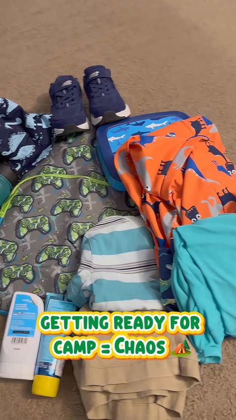 Instagram post by @dutcherstefanie for Name Bubbles. Caption reads: [...] this summer? Labeling everything with....