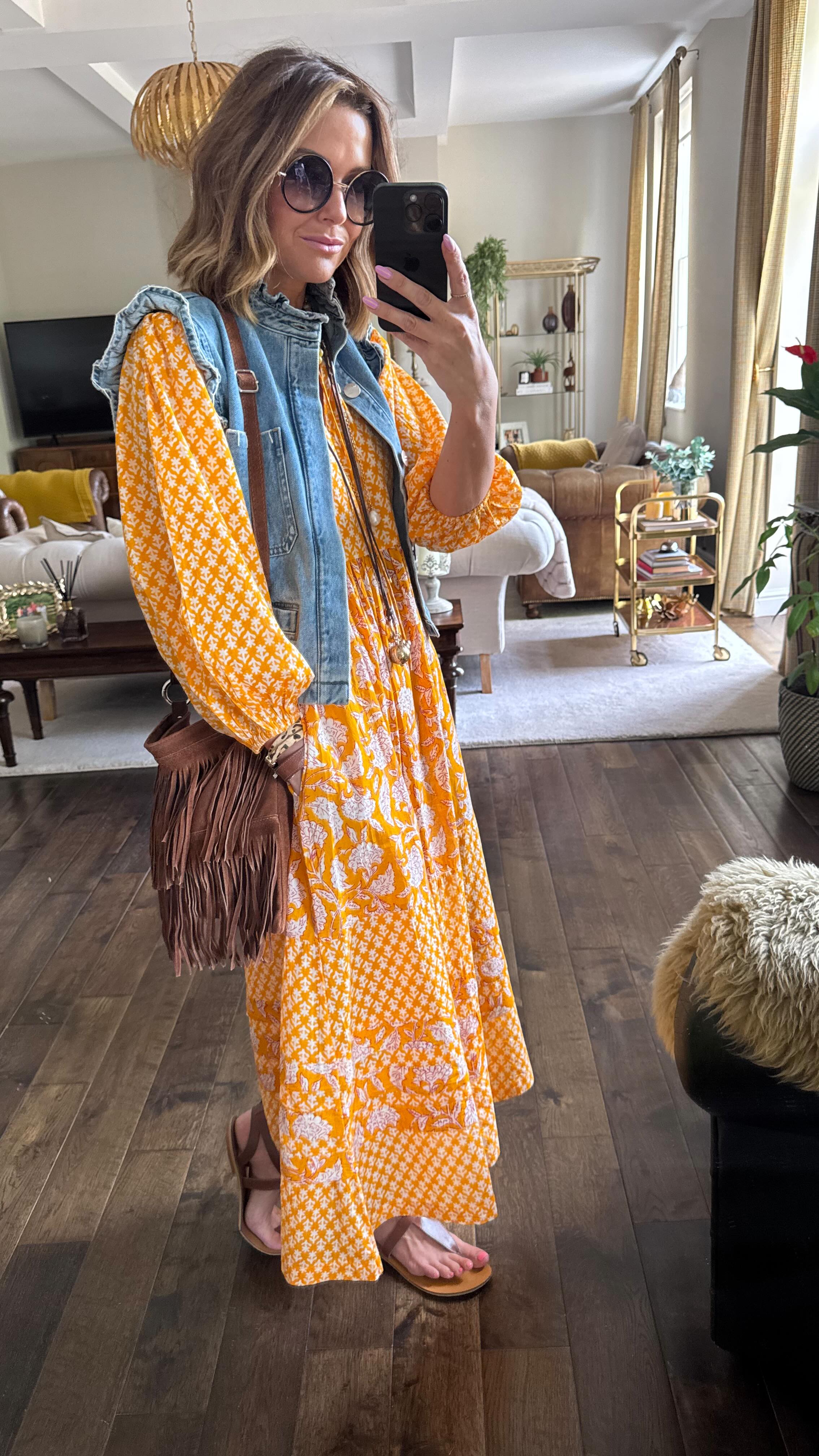 Instagram post by @sparkleandthread for Aspiga. Caption reads: [...] my girlie era…. 
🧡💛🧡💛

*Dress....