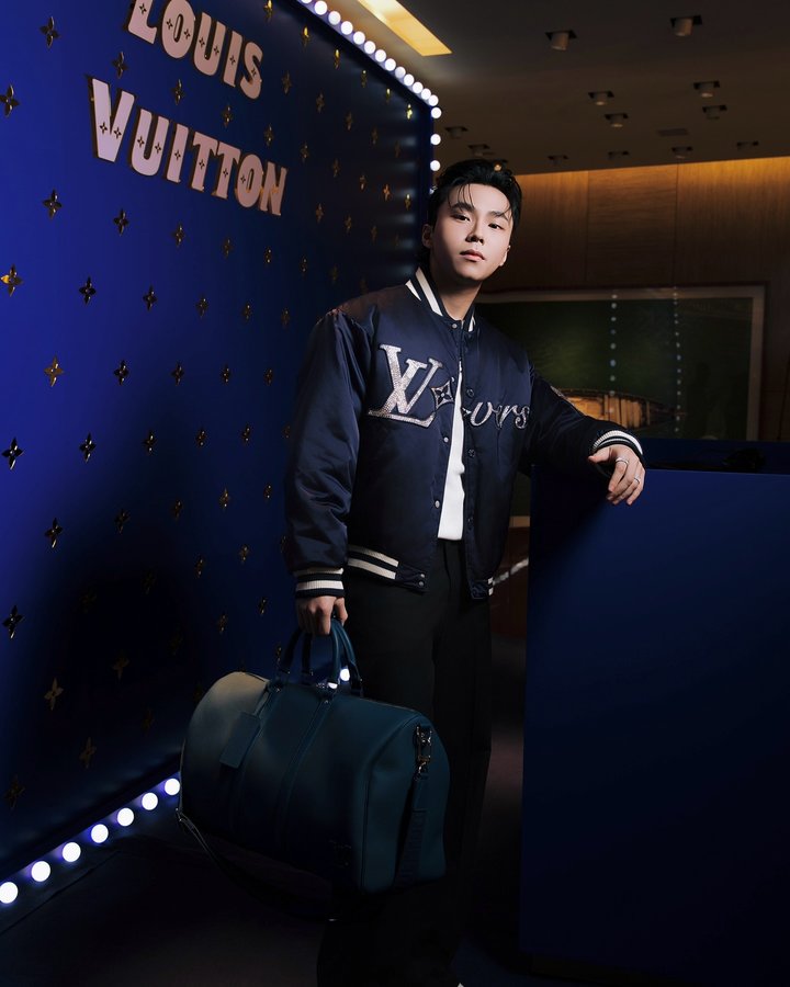 Instagram post by @wokeupat4am.444 for Louis Vuitton. Caption reads: [...] out 🎧

My honor being @louisvuitton DJ....