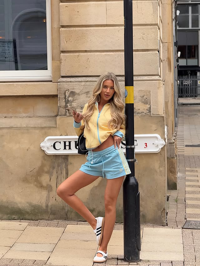 Instagram post by @georgiasiann for JD Sports. Caption reads: [...] ⭐️🩵 @adidasoriginals @jdsports @jdwomen.