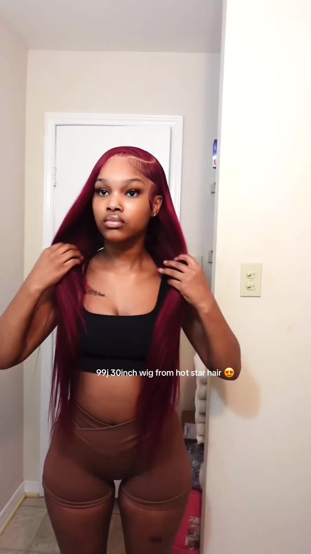 TikTok post by @_amariak for Hotstar Hair. Caption reads: @Hot Star Hair #amariak #fypシ゚viral .