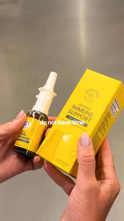 Instagram post by @emilybreeze for Beekeeper's Naturals. Caption reads: [...] link to shop @beekeepers_naturals....