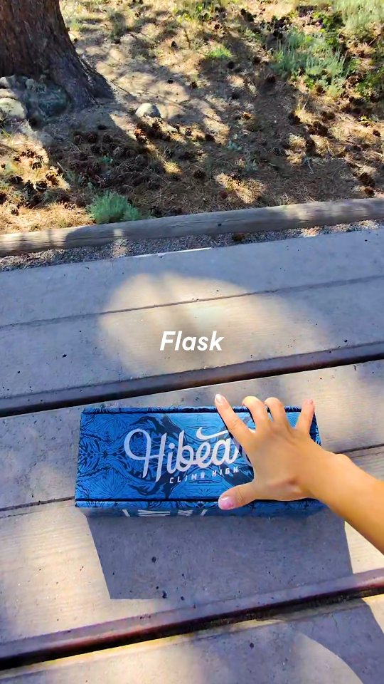 Instagram post by @angela.rreynoso for Hibear. Caption reads: [...] our adventures! This Adventure Flask by....