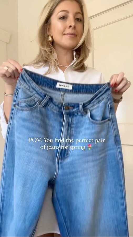 Instagram post by @lifetolauren for Rolla's Jeans. Caption reads: The @rollasjeans Eastcoast Flare Jeans are THAT....