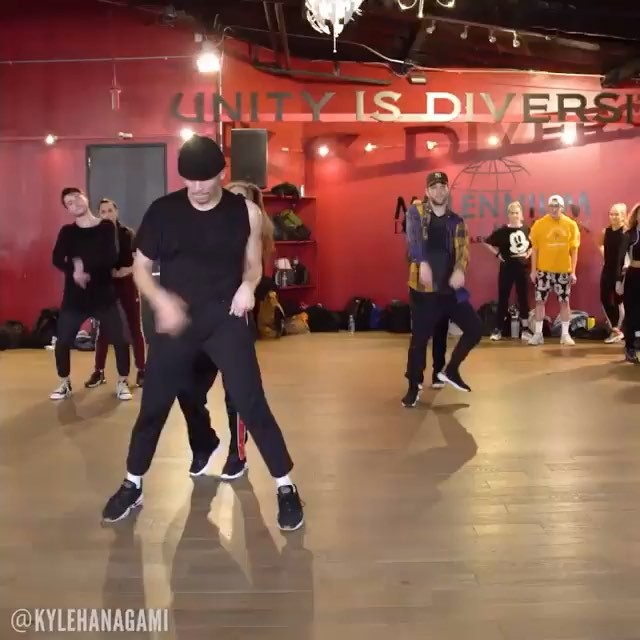 Instagram post by @lonniolson for BlocLA. Caption reads: @kylehanagami classes are always the best ! 🔥🔥....