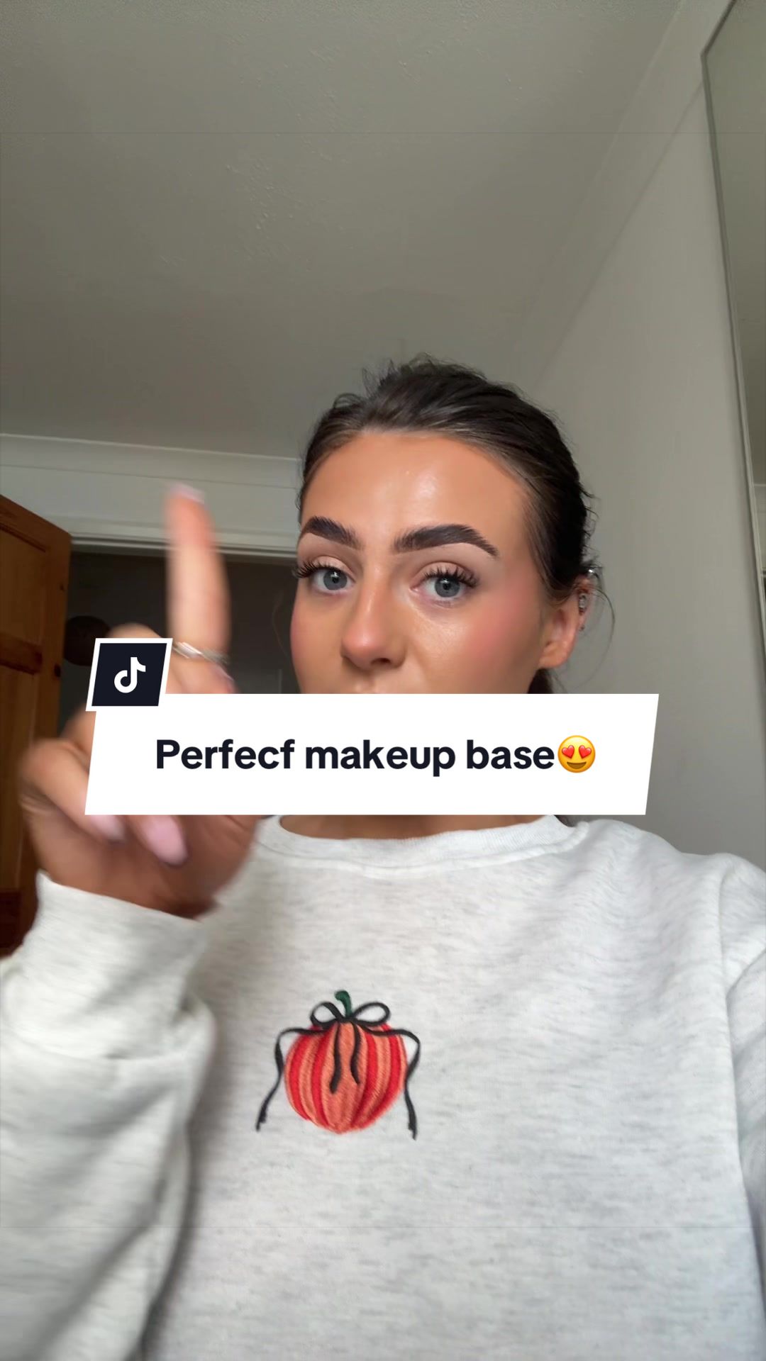 TikTok post by @leahpaines for glow hub. Caption reads: [...] UK @HNB Cosmetics @BPerfect Cosmetics @Glow....