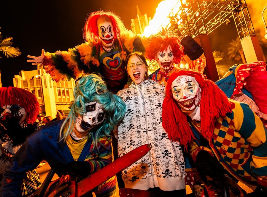 Instagram post by @billieeilish for Halloween Horror Nights. Caption reads: tyyyy @horrornights 4 having usss #universalHHN 🎃.