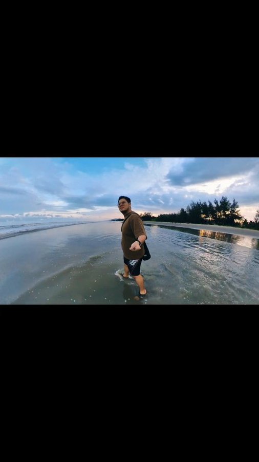 Instagram post by @abewee1 for Insta360. Caption reads: [...] not a problem when you have @insta360 ONE R....