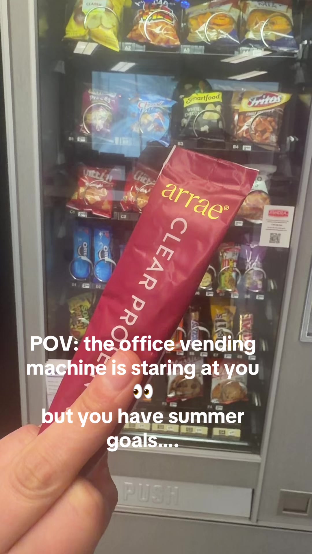 TikTok post by @k_ketchup__ for Arrae. Caption reads: [...] in my bag. Clear Protein+ by @Arrae 15g fast....