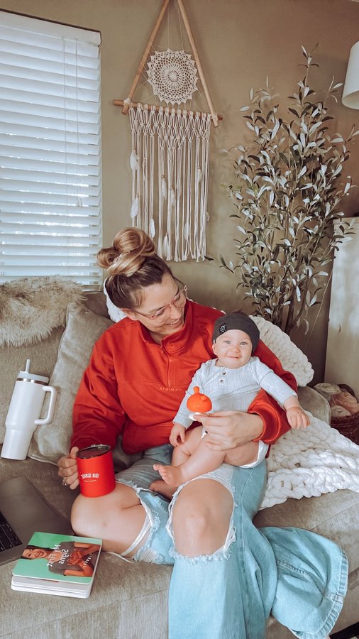 Instagram post by @thelacouple for Four Sigmatic. Caption reads: ✨what i drink in a day✨For being a busy mom and tv....