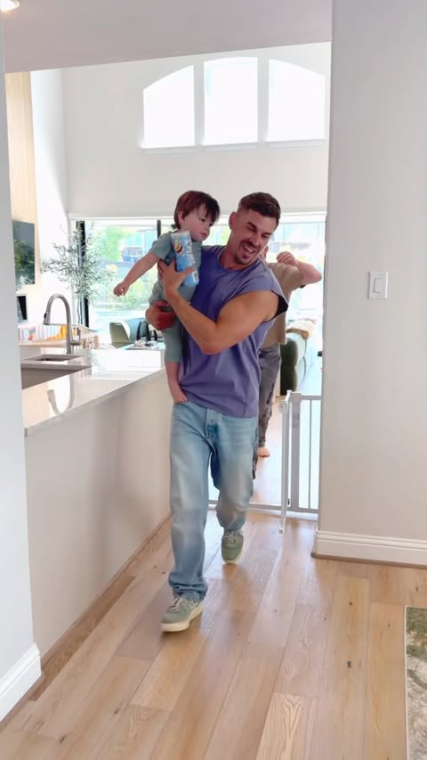 Instagram post by @taylorandlermcgrath for Gerber. Caption reads: #GerberPartner We’re celebrating because @gerber....